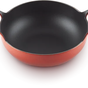 Le Creuset Balti Dish In Kirschrot 8