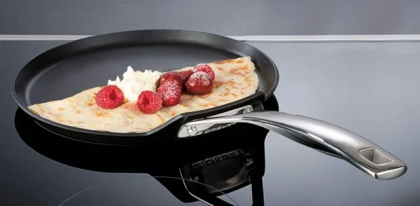 Le Creuset Aluminium-Antihaft Crepes-Pfanne 4